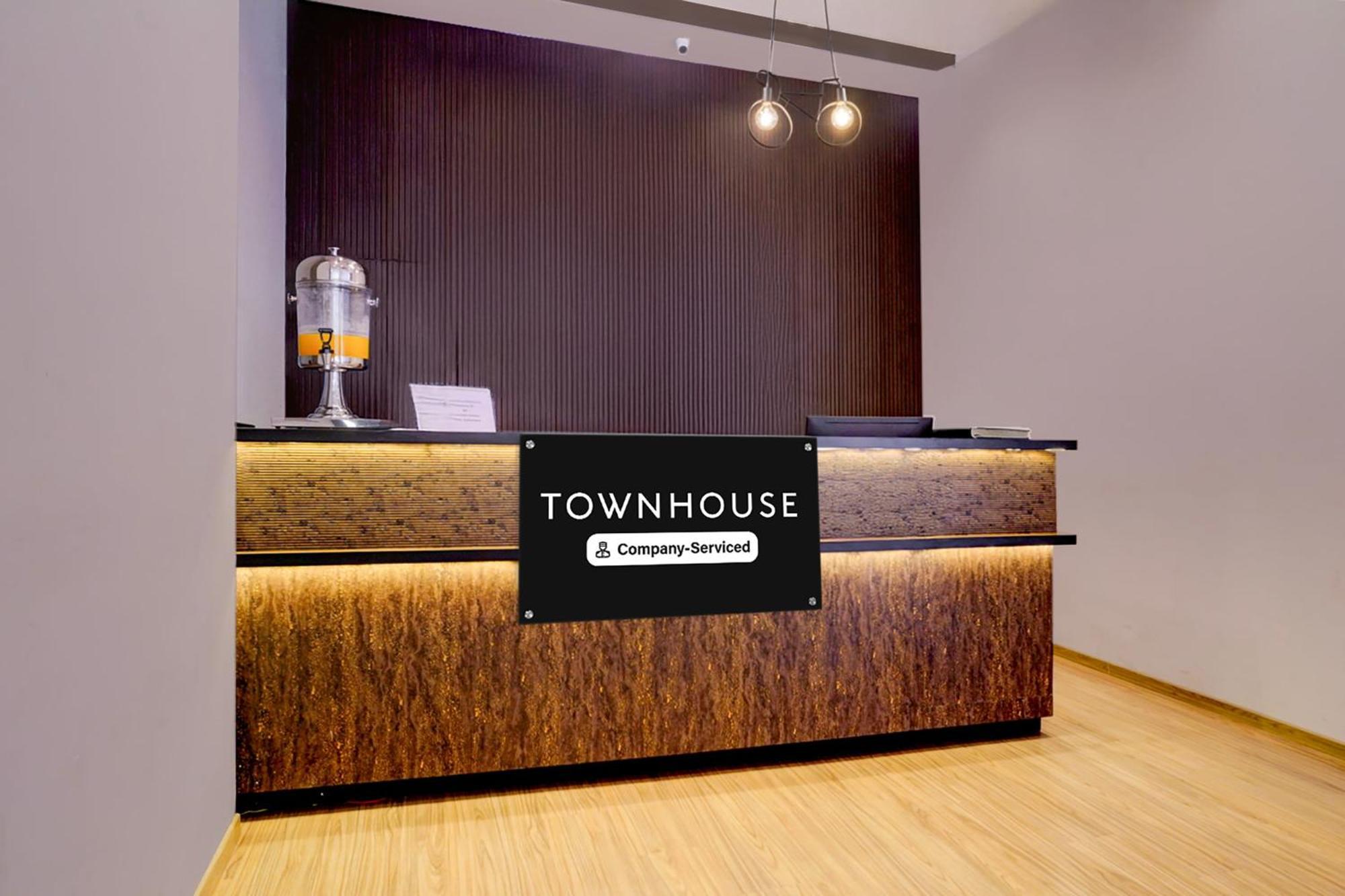 Super Townhouse Bombay Exhibition Centre Goregaon Exterior photo